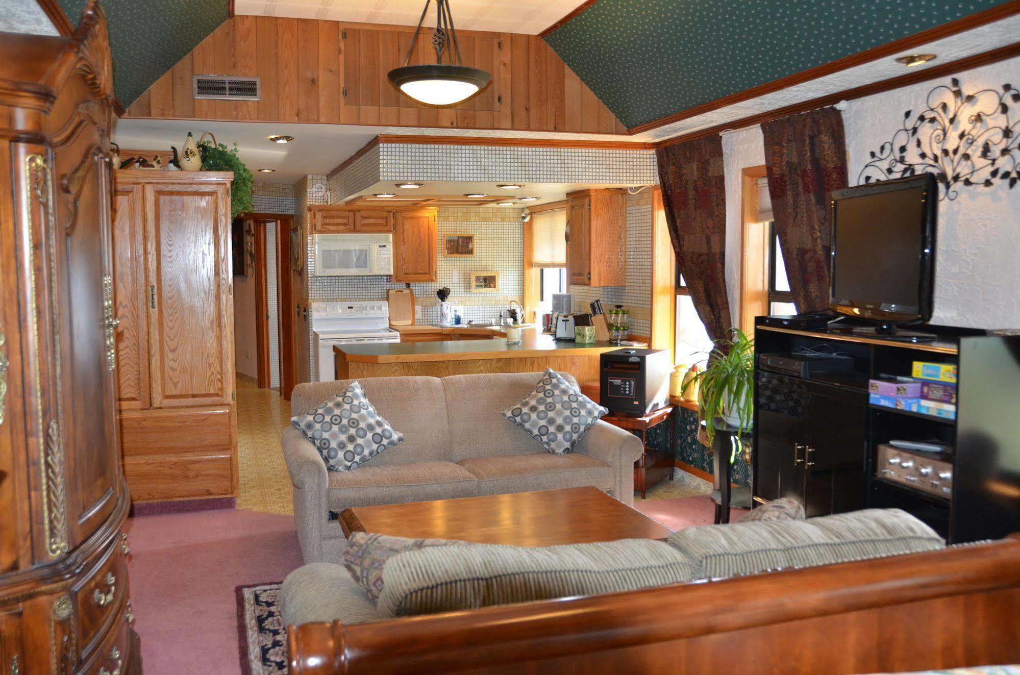 Where Eagles Fly Bed & Breakfast Elk Point 外观 照片